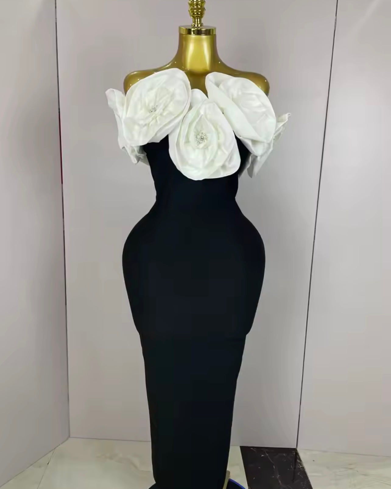 DRESS - CAMELIA WHITE